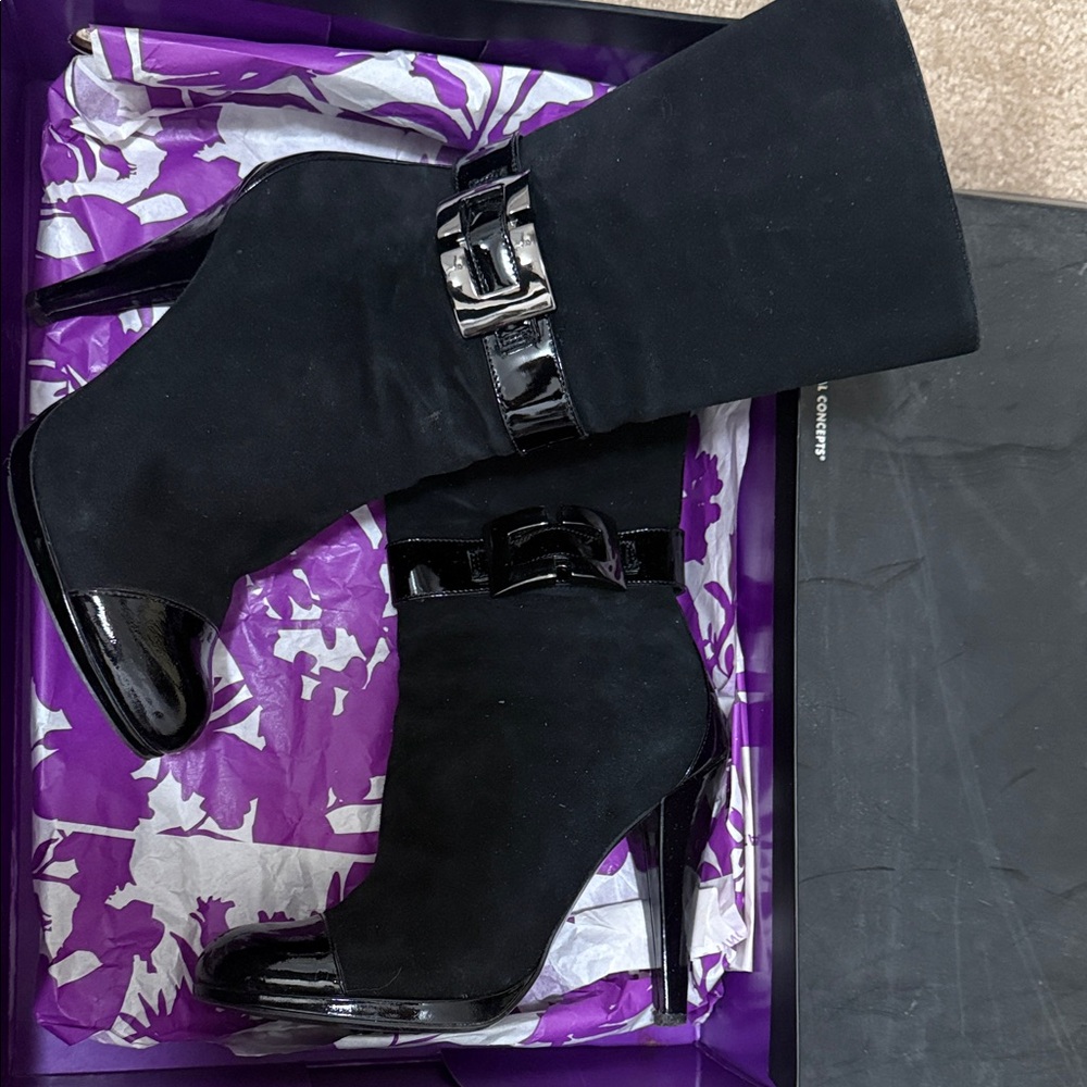 Elegant Black Women's Boots